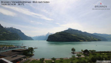 Obraz podglądu z kamery internetowej Brunnen - Lake Lucerne